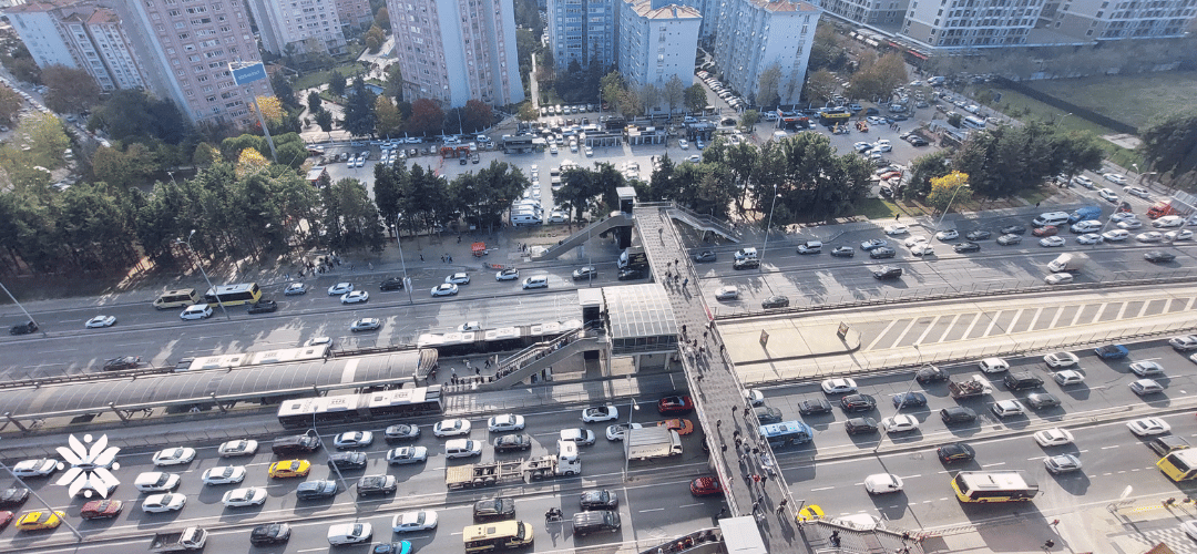 كيف تجعل سائق التكسي في اسطنبول يتحدّث الإنجليزية؟